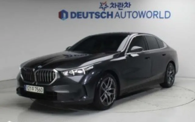 수원중고자동차시세표 5시리즈 (G60) 520i 매물 사진 6 - 2024/07 11,184km