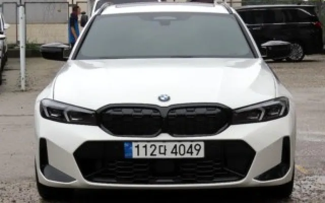 수원중고자동차시세표 3시리즈 (G20) M340i xDrive 투어링 프로 매물 사진 8 - 2025/11 6,881km